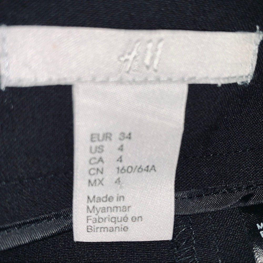 ⚡️H&M⚡️ zipper pencil skirt with front slit - Picture 4 of 4